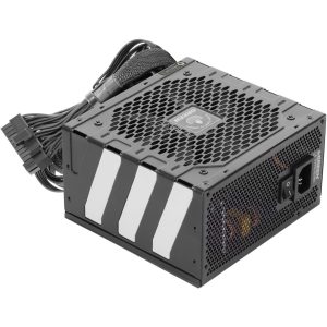 منبع تغذیه گرین مدل GP700A-GED